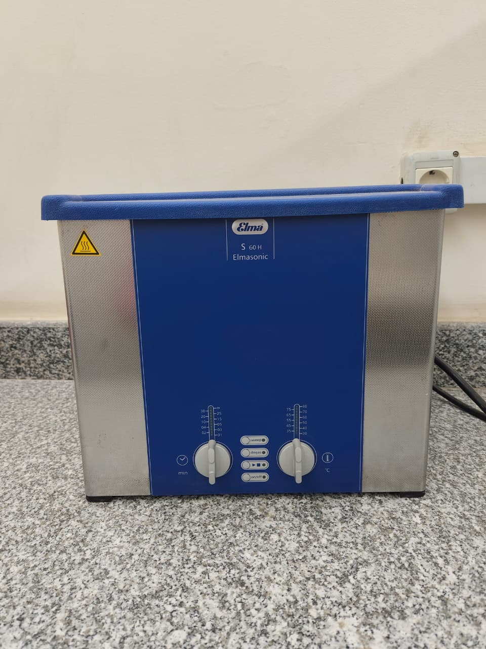Laboratory Glassware Washer
